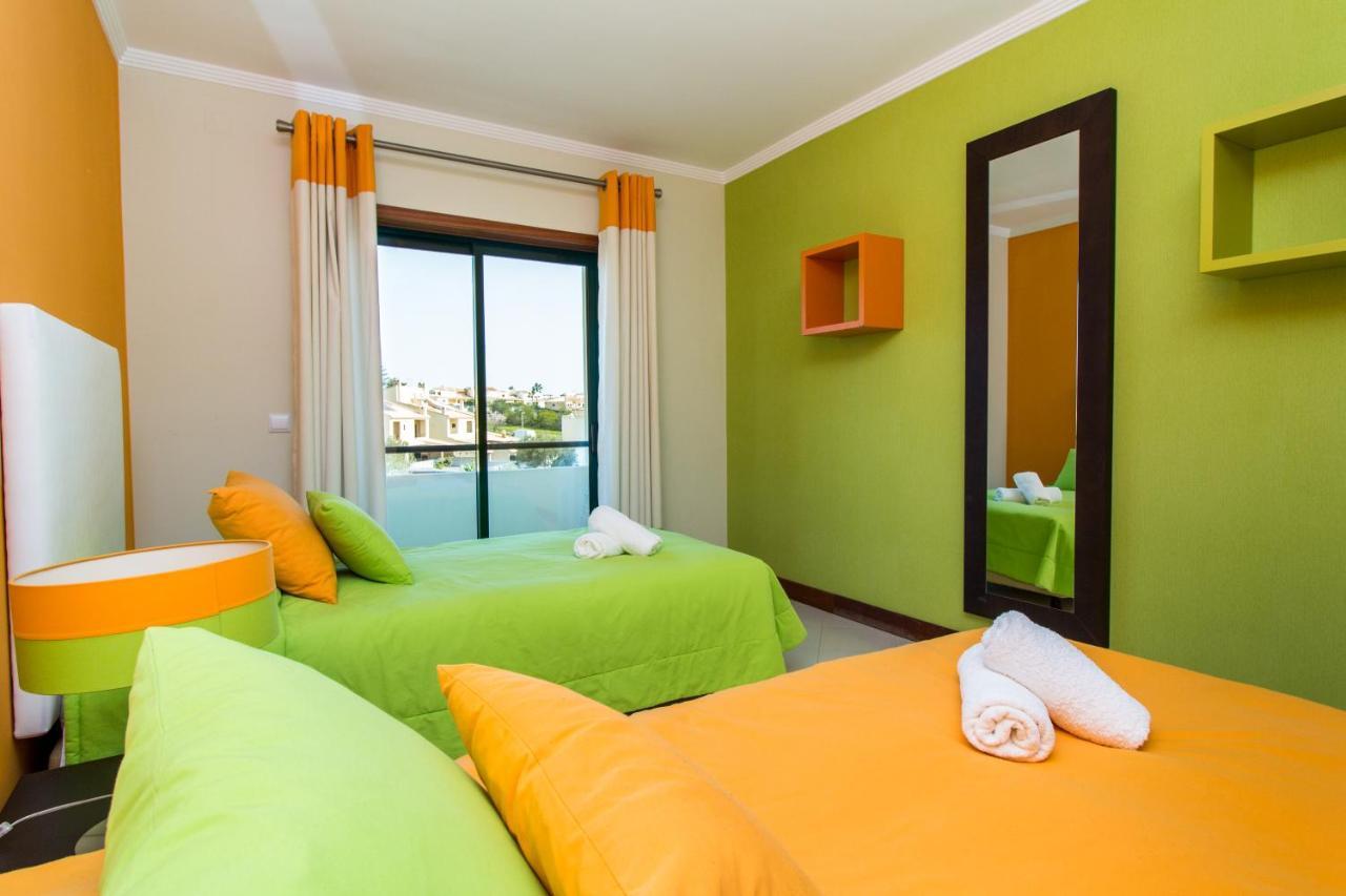 Family Apartment - Pool And Garden & Playground & Beach & Албуфейра Екстериор снимка