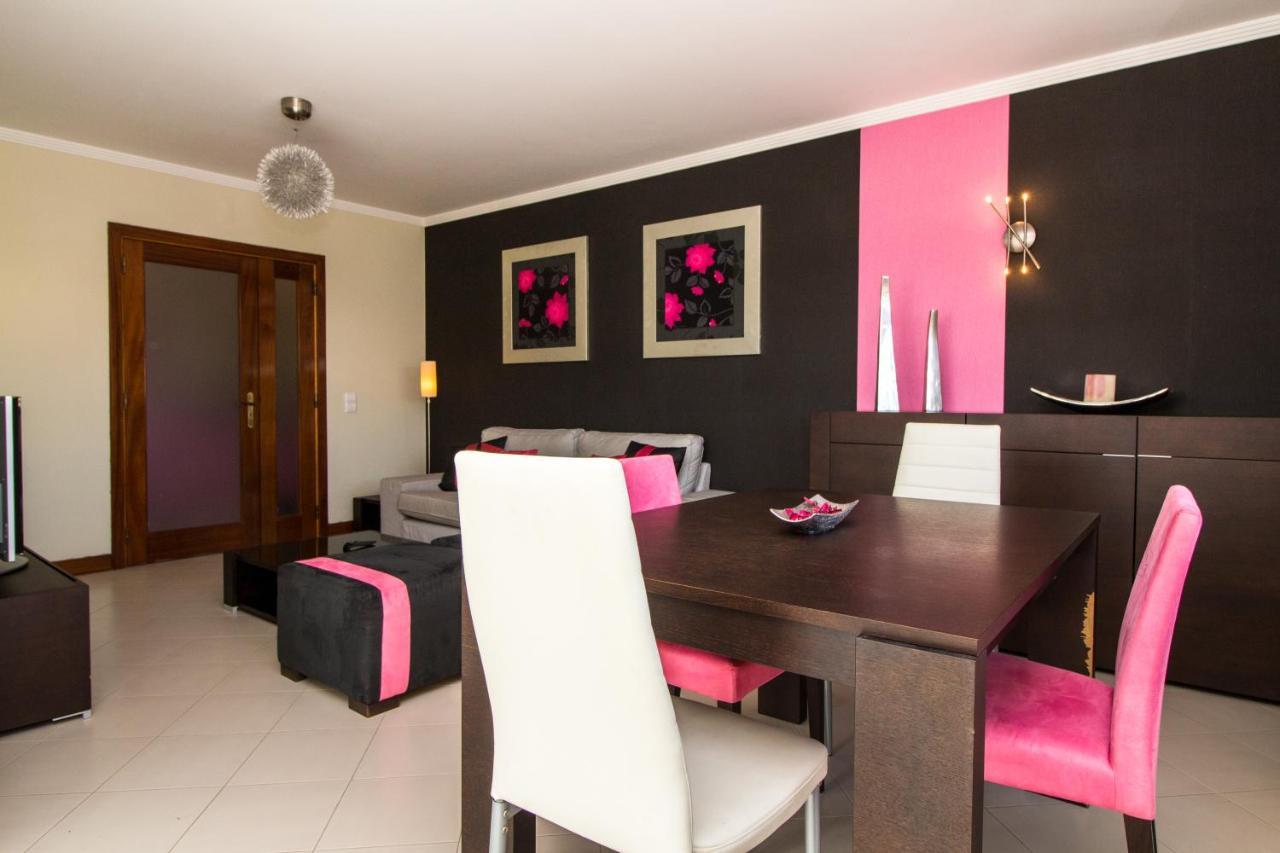 Family Apartment - Pool And Garden & Playground & Beach & Албуфейра Екстериор снимка