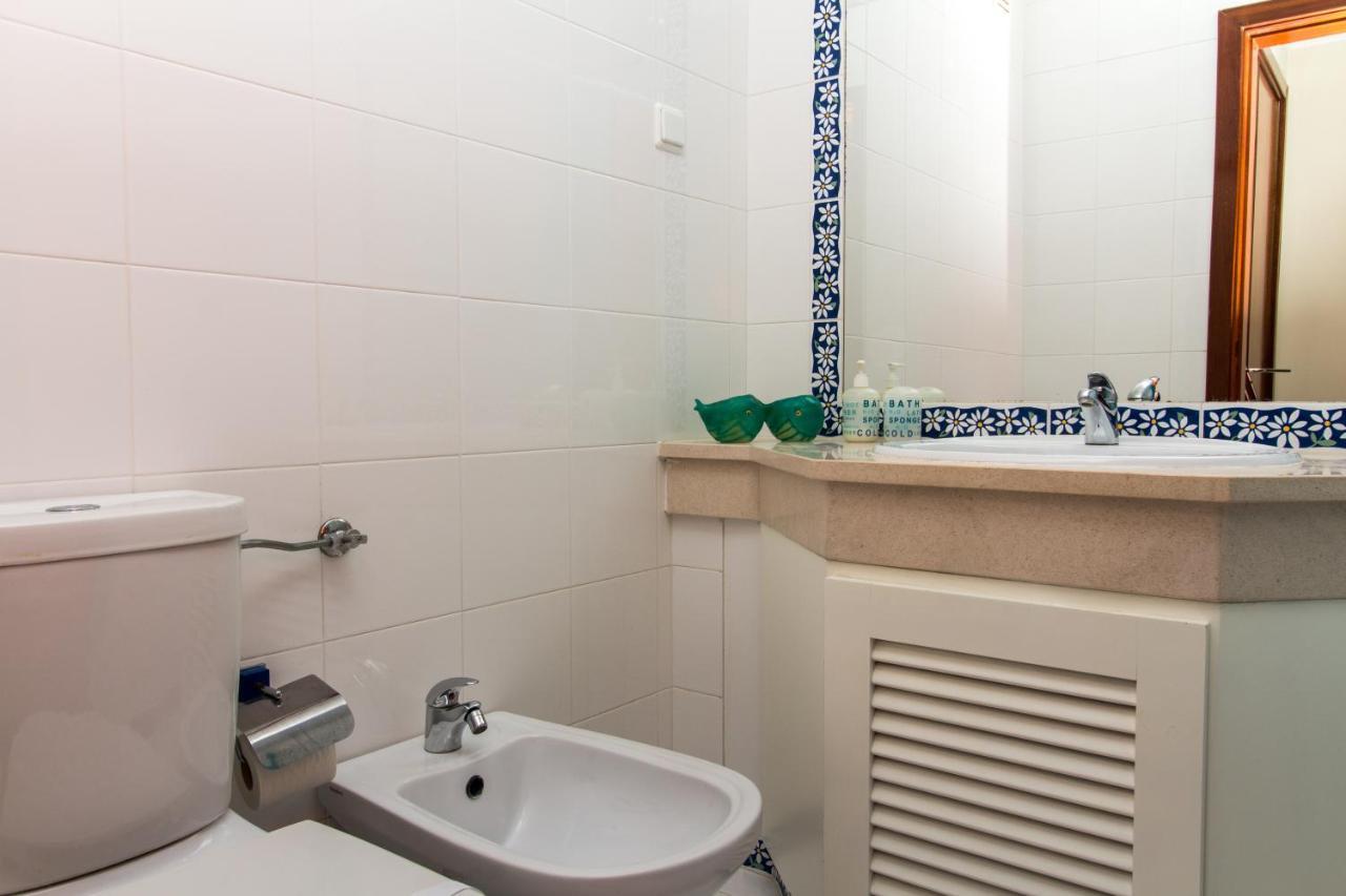 Family Apartment - Pool And Garden & Playground & Beach & Албуфейра Екстериор снимка