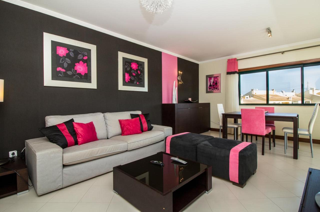 Family Apartment - Pool And Garden & Playground & Beach & Албуфейра Екстериор снимка